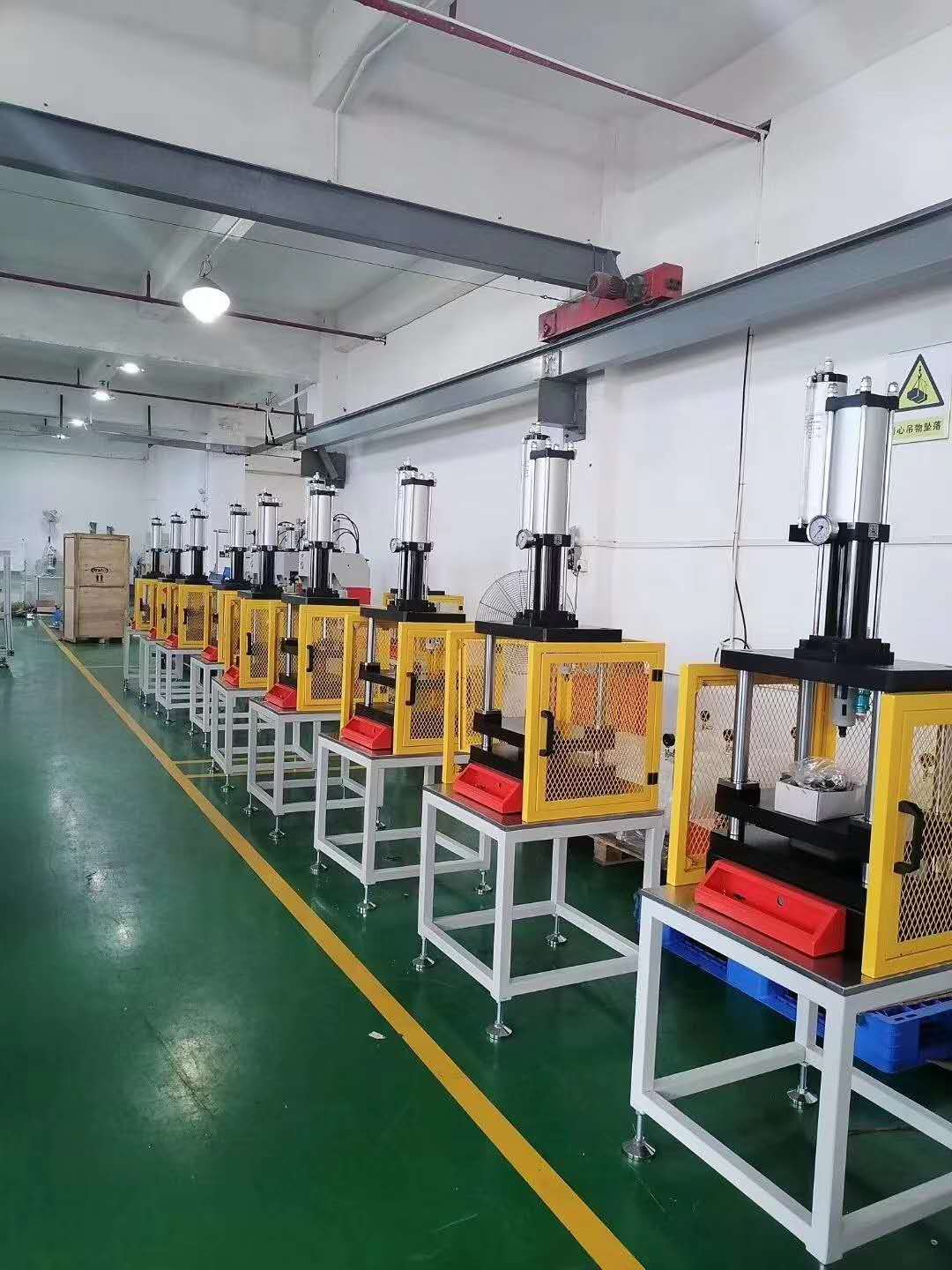 XHL-102氣動壓裝機(jī) 增壓壓床 氣壓機(jī) 增壓機(jī) 氣液增壓壓床
